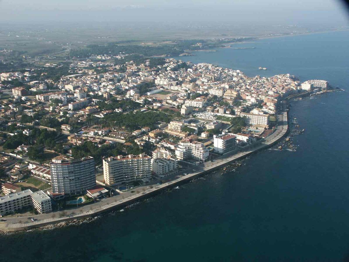 Avinguda Montgo L'Escala Exterior foto